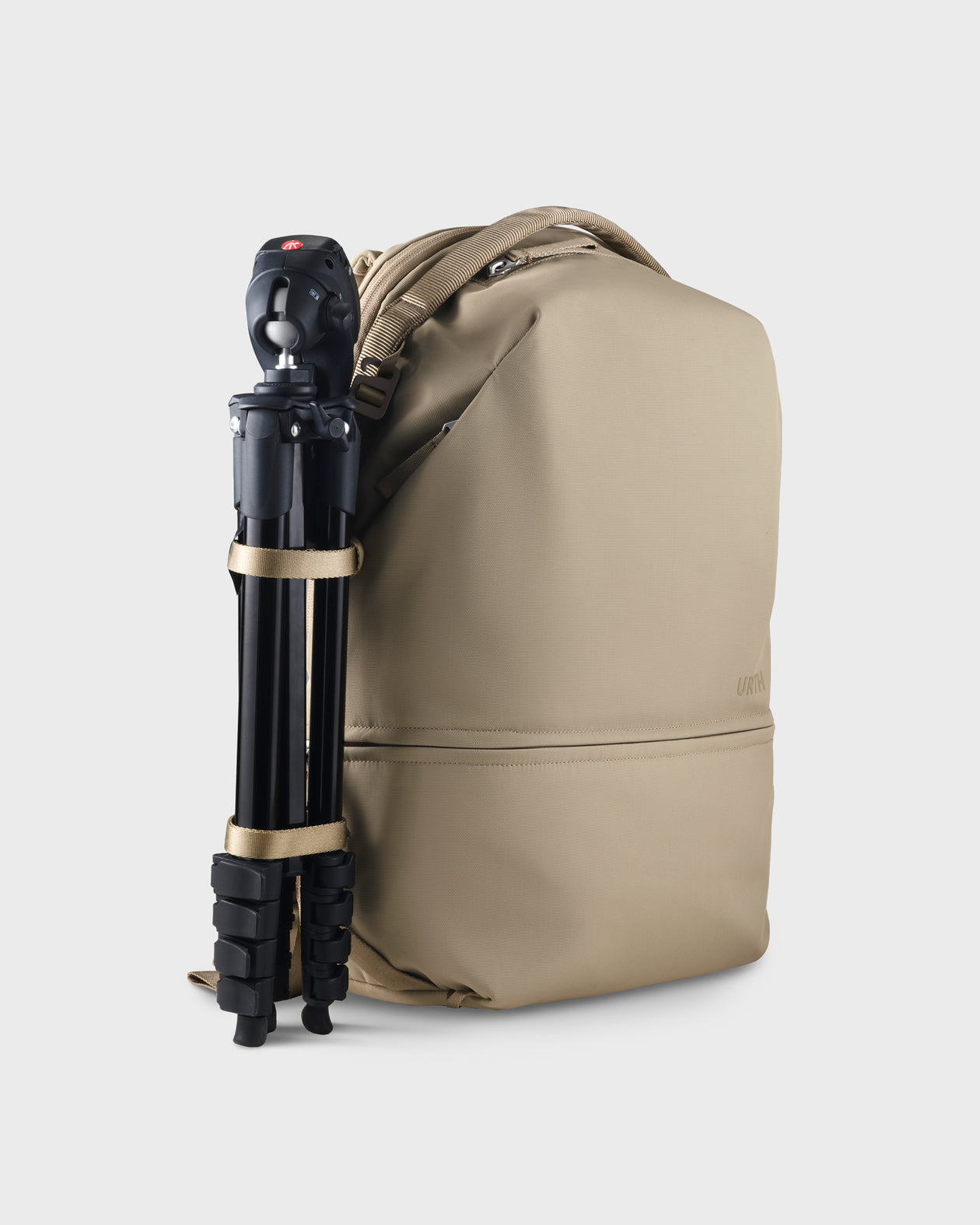 Urth Arkose 20L Modular Camera Backpack | Urth Canada
