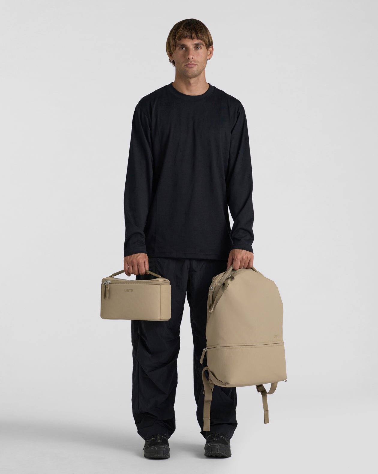 Urth Arkose 20L Modular Camera Backpack | Urth Canada
